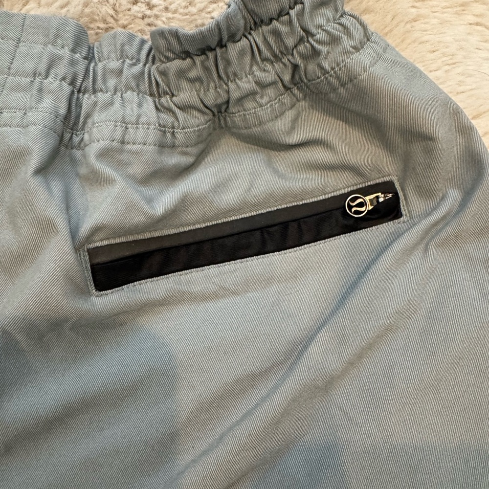Lululemon varsity short - Picture 4 of 7